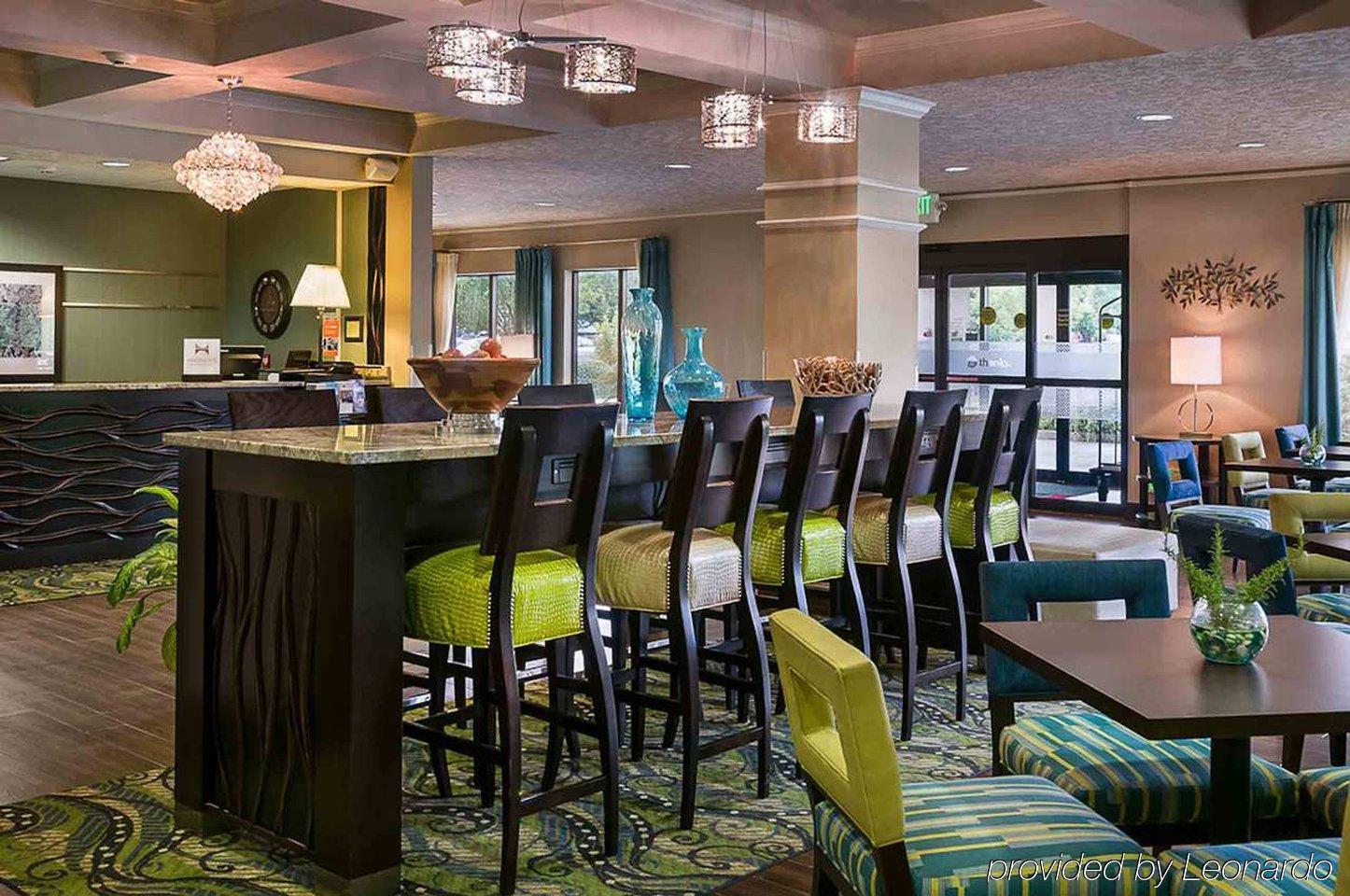 Hampton Inn Eugene Ngoại thất bức ảnh